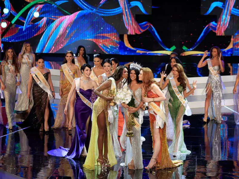 Fuschia Anne Ravena wins transgender pageant Miss International Queen 2022