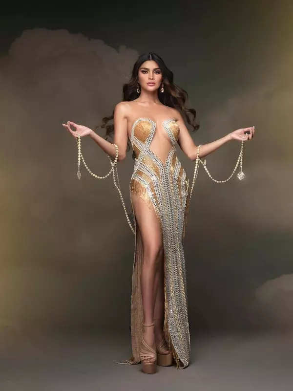 Fuschia Anne Ravena wins transgender pageant Miss International Queen 2022