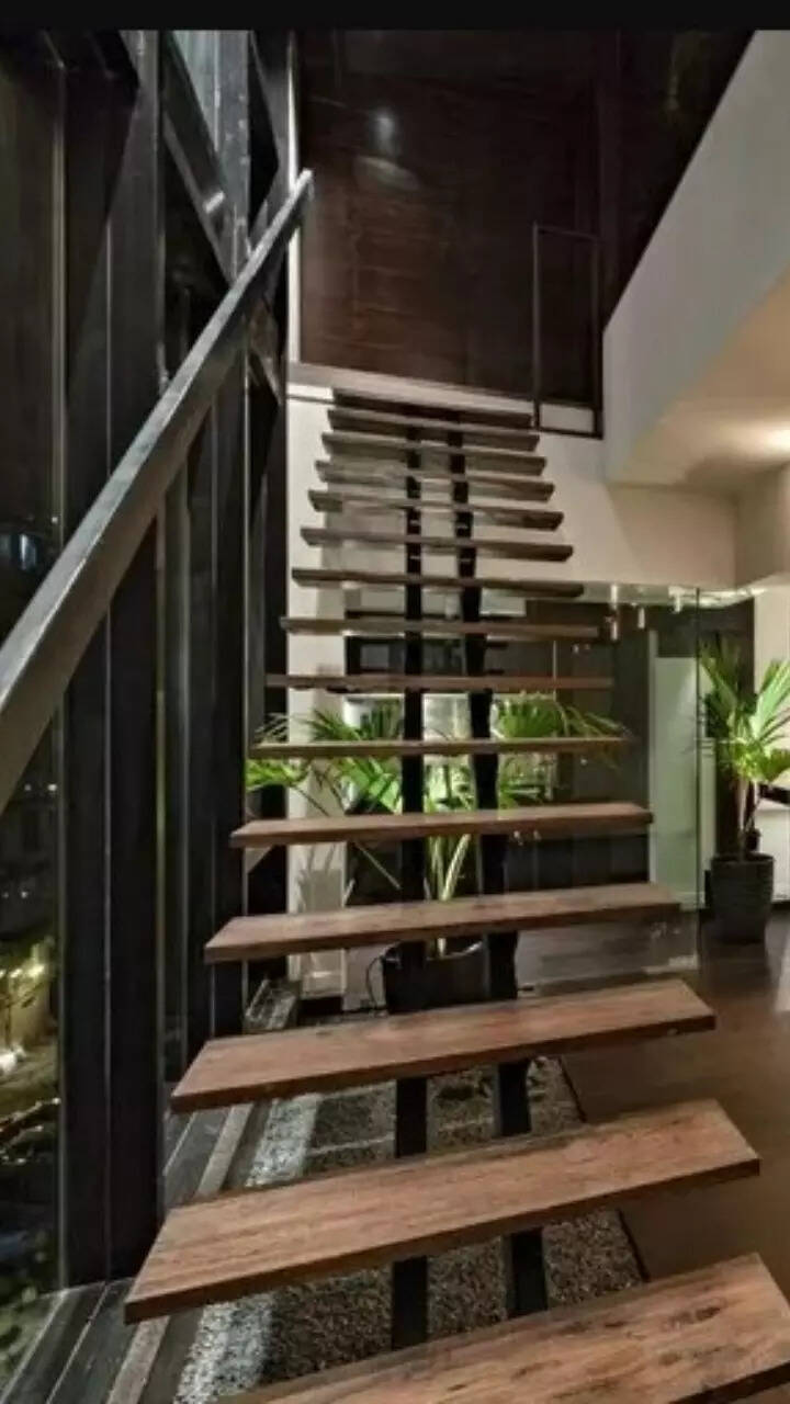 John Abraham House Interior