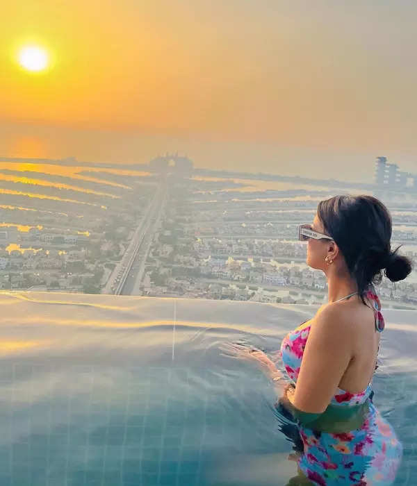 Avneet Kaur sets internet ablaze with her floral bikini, drops stunning pictures from Dubai vacation