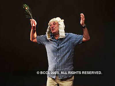 Play: 'Kucch Bhi Ho Sakta Hai'