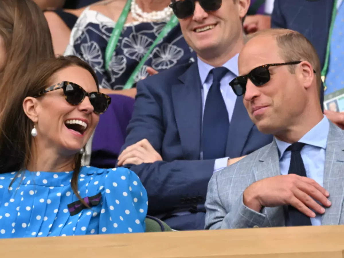 Kate Middleton looks gorgeous in a sustainable blue polka dot dress ...