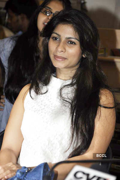 Kajol, Tanisha at book launch