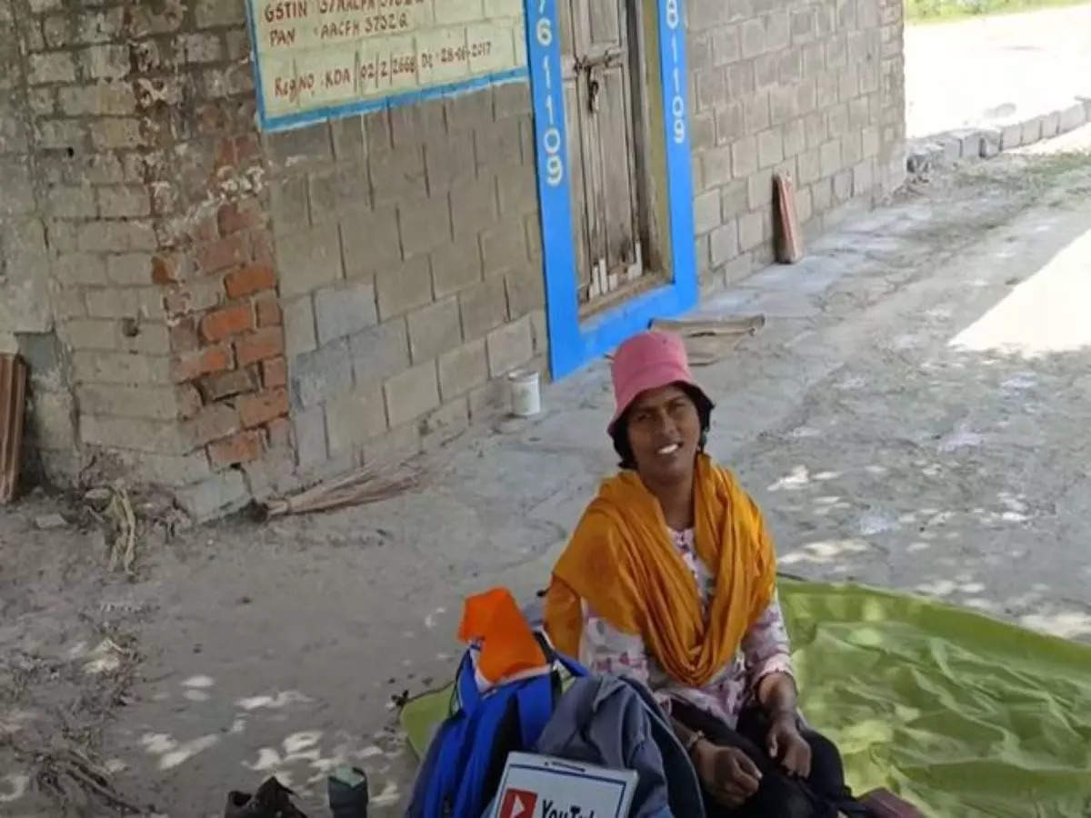 Meet the Kerala couple that walked 8236 km from Kanyakumari to Kashmir and back!