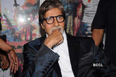 Big B @ 'Aarakshan' press meet