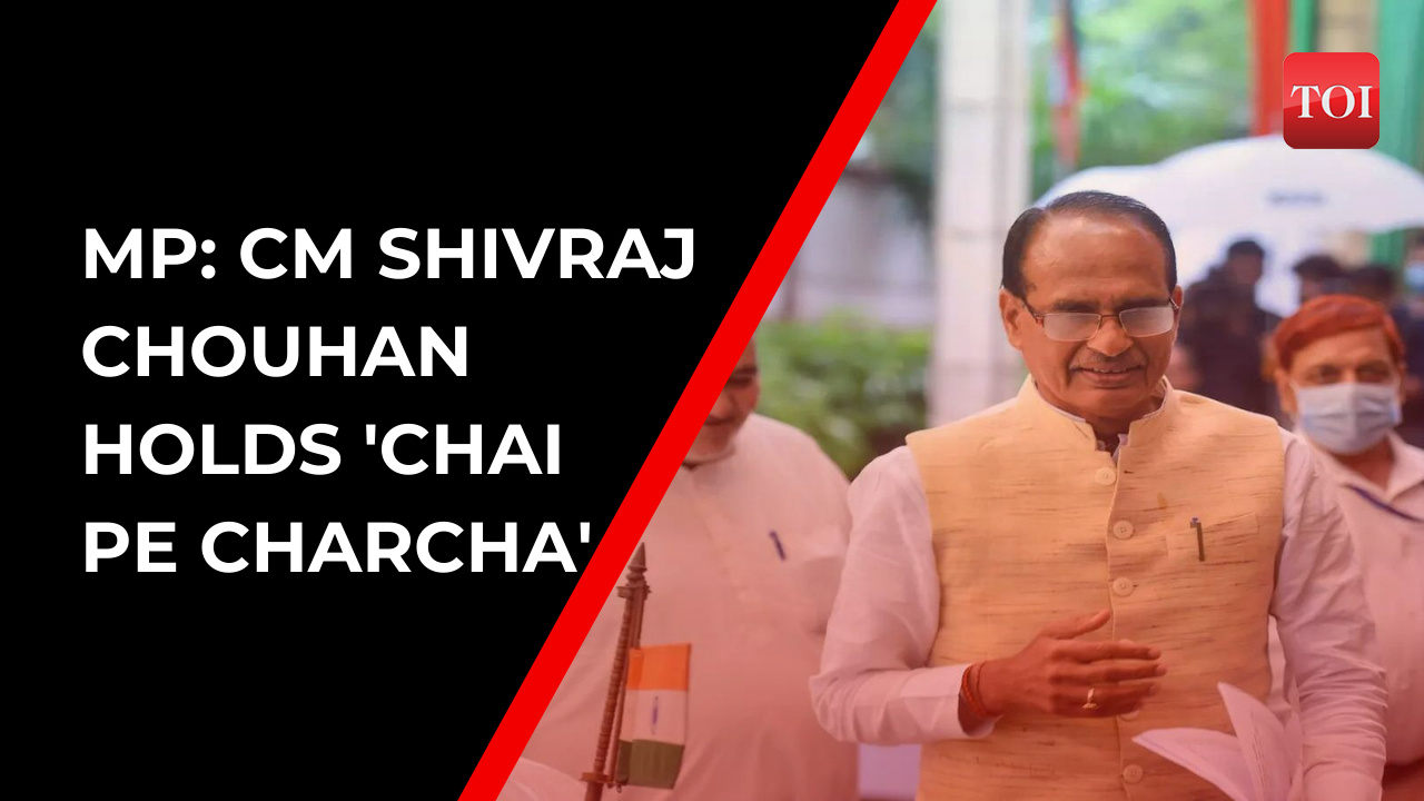 MP CM holds ‘Chai Pe Charcha’ with locals in Bhopal