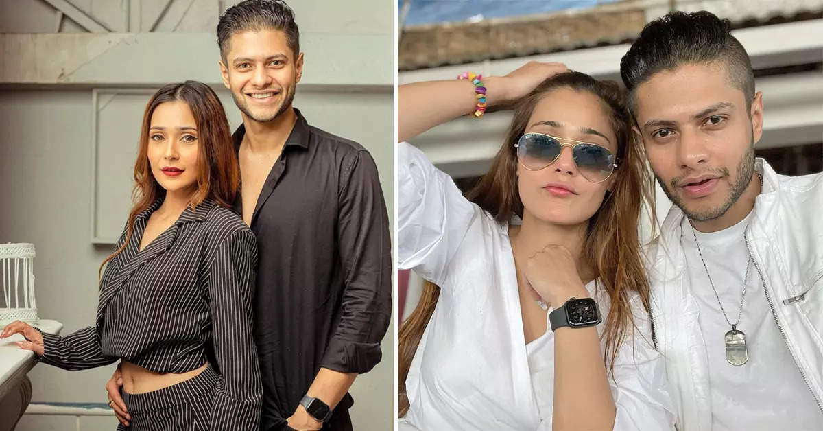 Sara Khan and her beau Shantanu Raje's loved-up pictures go viral
