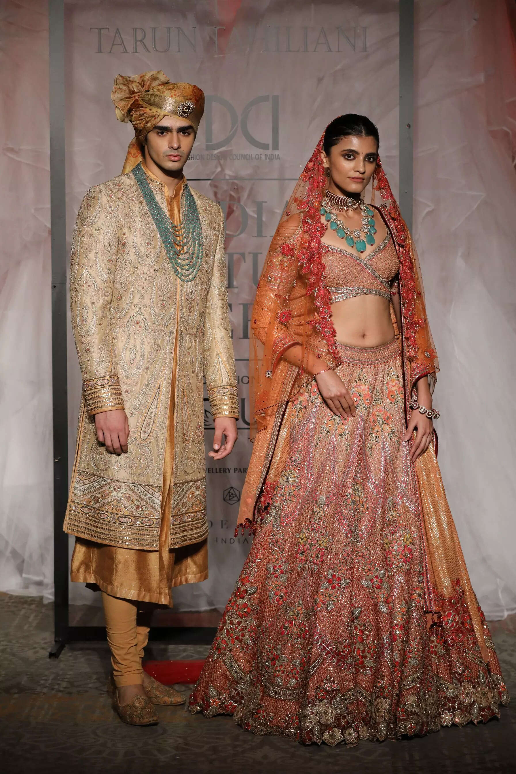 Delhi'S Style Secrets: Hyundai India Couture Week 2025 (Fdci). - 0uckhd5
