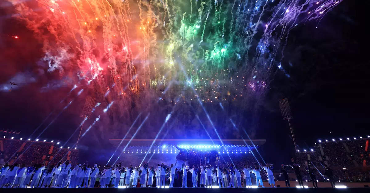 30 images from Commonwealth Games opening ceremony in Britain