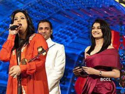 Awards & Performances