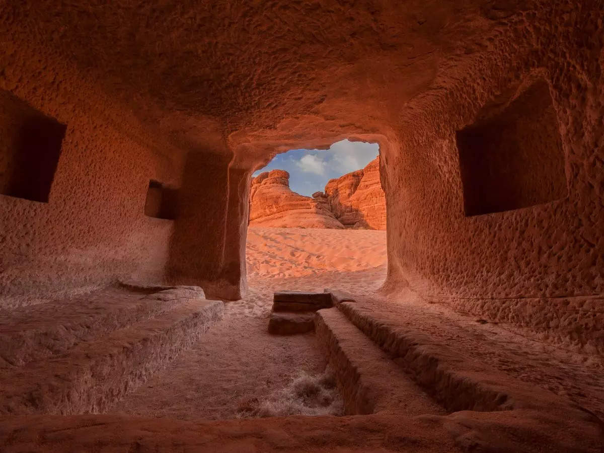 تخطي قبر في هجرة ، أول موقع تراثي لليونسكو في المملكة العربية السعودية