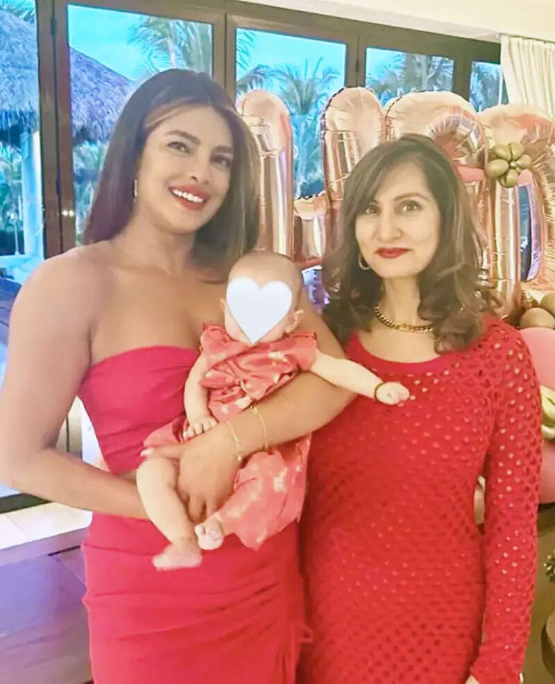 Nick Jonas shares an unseen mushy picture with &lsquo;lady in red&rsquo; Priyanka Chopra from her birthday