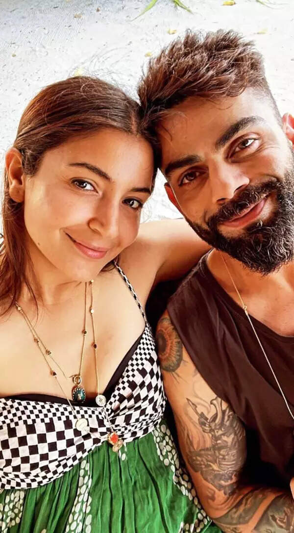 These happy pictures of Anushka Sharma with her 'cute boy' Virat Kohli you just can't give a miss