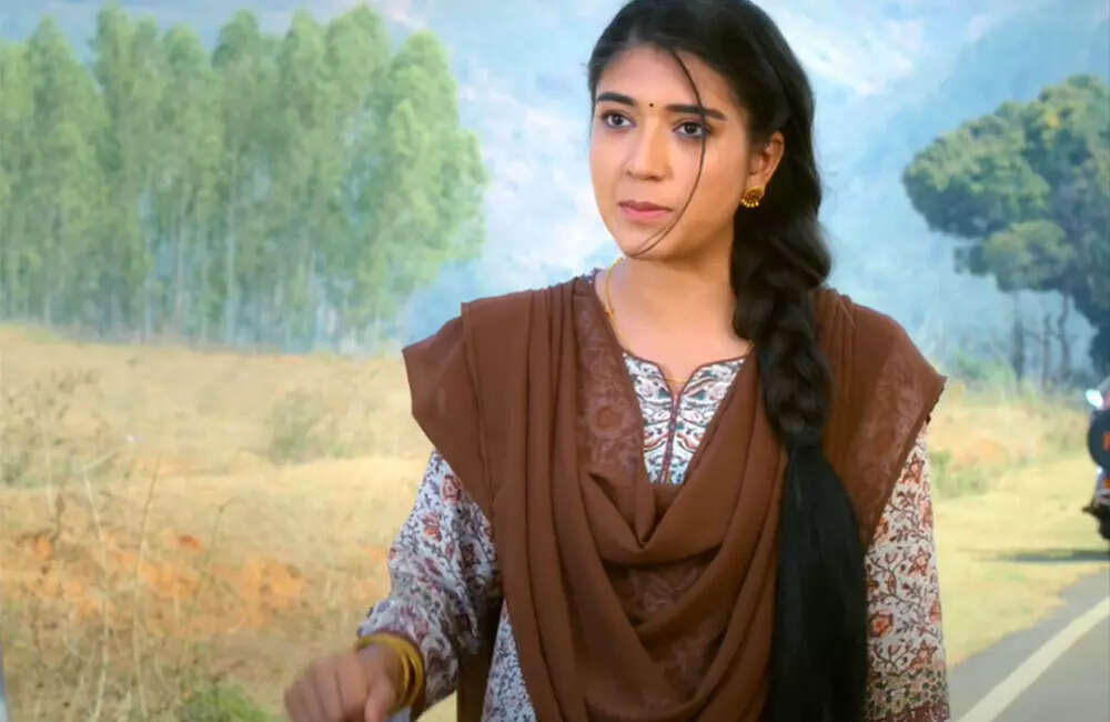 Maataraani-Mounamidhi1