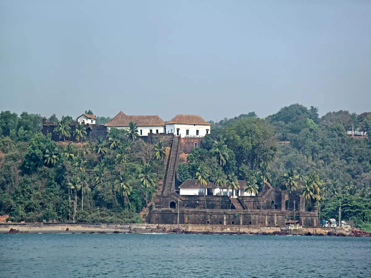 A Day at Reis Magos Fort in Goa