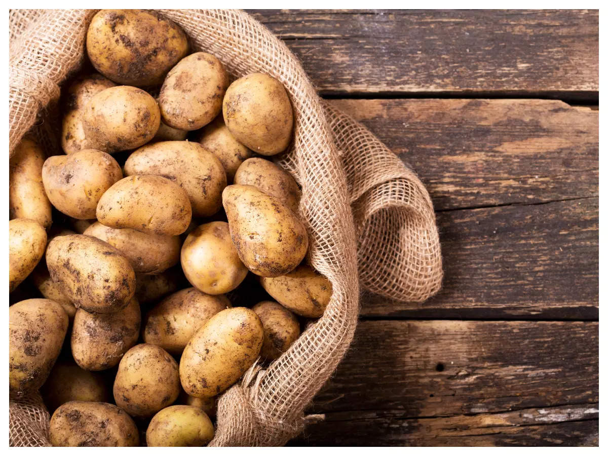 The Benefits of Potato Bags - Bag of Potatoes