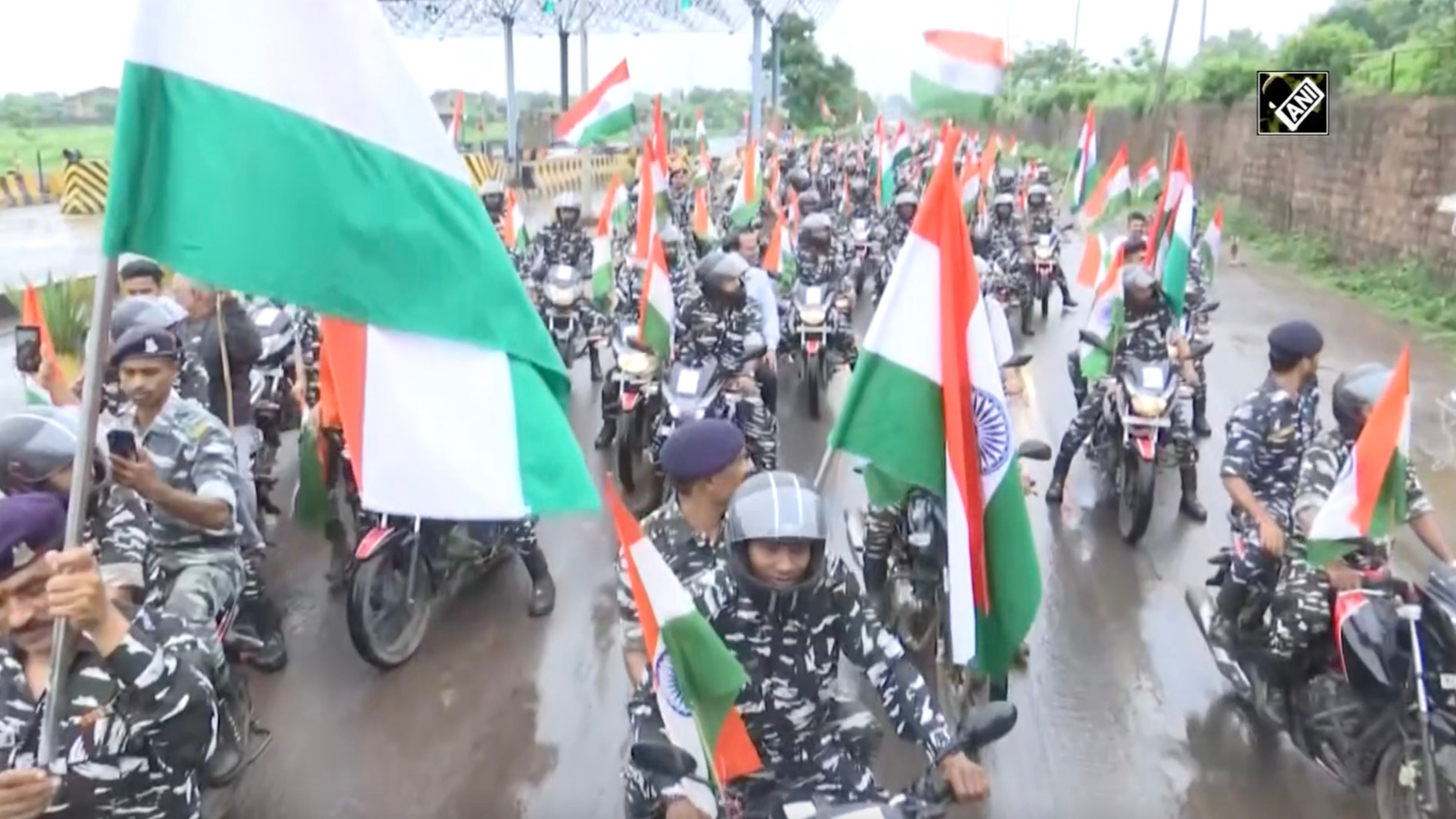 Chhattisgarh: CRPF organises ‘Tiranga Rally’ in Raipur