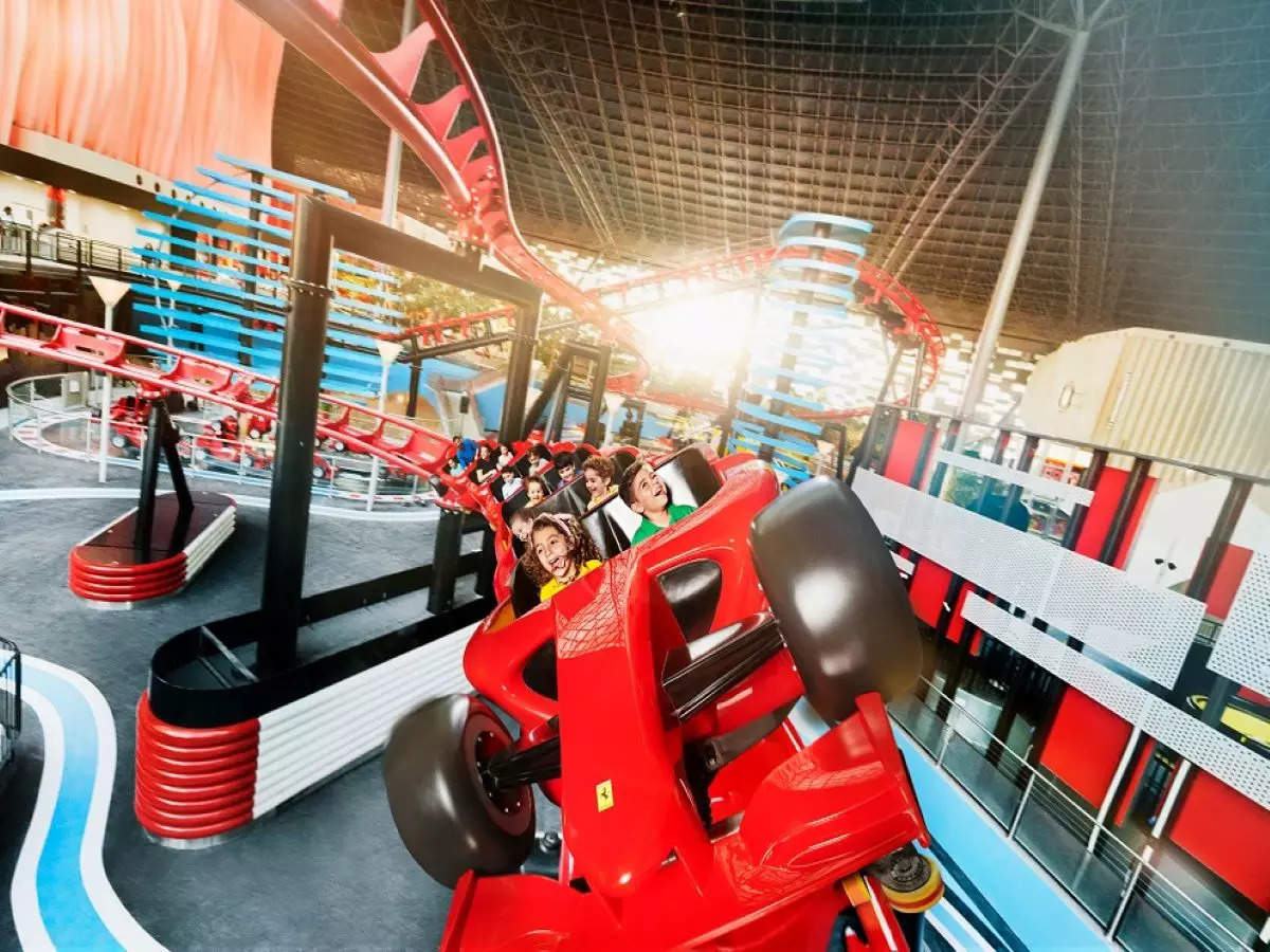 Here are the must-see theme parks in Yas Island, Abu Dhabi