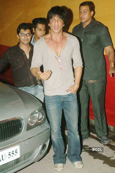 SRK finishes 'Ra-One' shoot