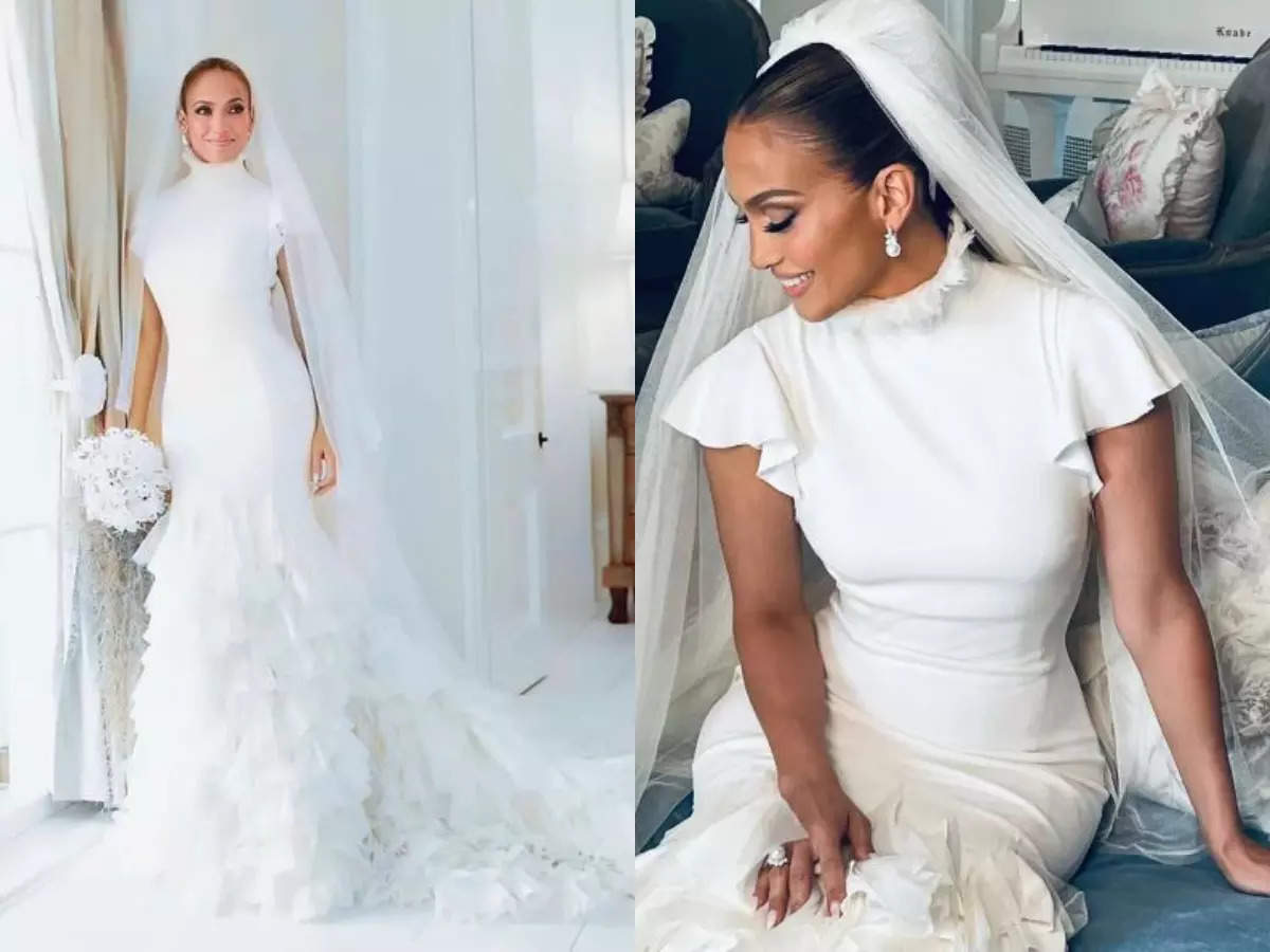 Jennifer Lopez Wedding Dress To Ben Affleck