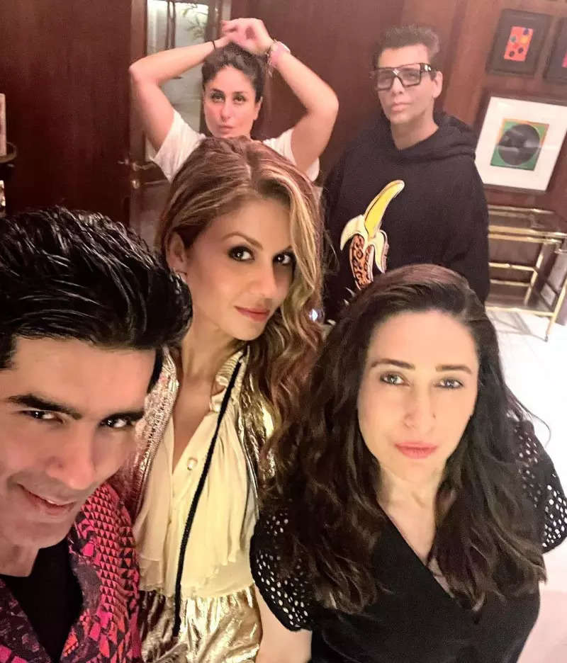 Kareena Kapoor, Karisma Kapoor and Karan Johar gather at Manish Malhotra’s home for a fun dinner party