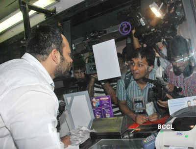 Rohit sells tickets for 'Singham'