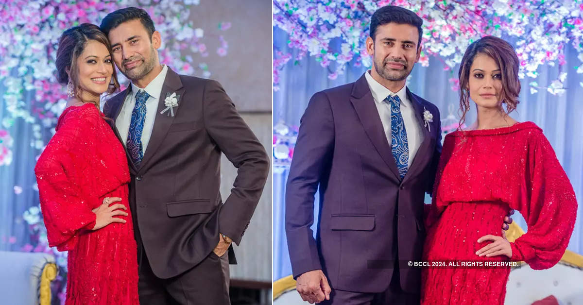From Anjali Arora, Karan Mehra to Poonam Pandey; exclusive pictures of Payal Rohatagi and Sangram Singh's wedding reception
