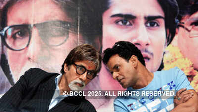 Big B, Manoj Bajpai promote 'Arakshan'