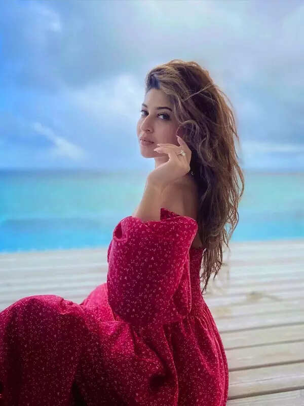 <BR> is turning heads with her bewitching pictures <BR> is turning heads with her bewitching pictures