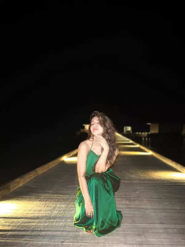 Sonarika Bhadoria is turning heads with her bewitching pictures