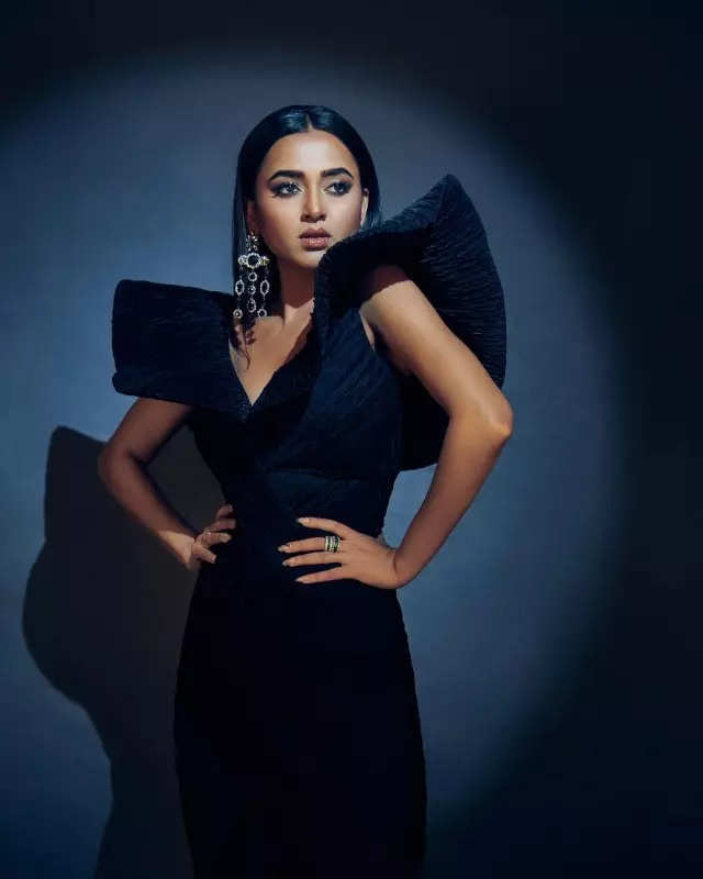 Tejasswi Prakash brings drama to the frame in a stunning voluminous black gown, see pictures