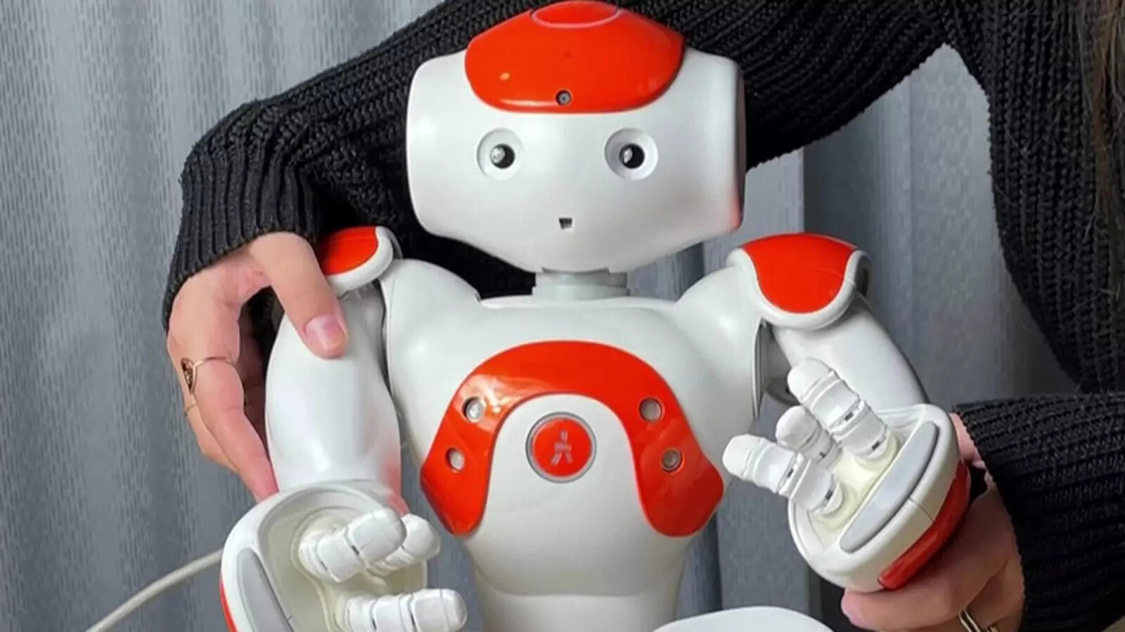 Researchers discover robots can be used for diagnosing mental health ...
