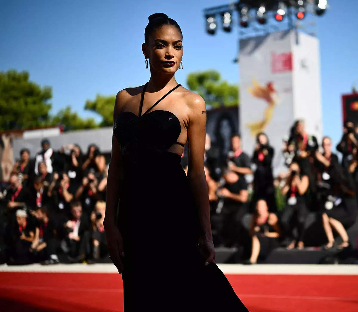 Venice Film Festival 2022: From Julianne Moore, Barbara Palvin to Grace Elizabeth; these stars stole the show with their fashion statements