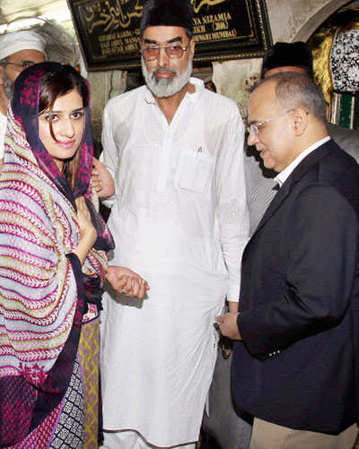 Hina Rabbani @ Hazrat Nizamuddin