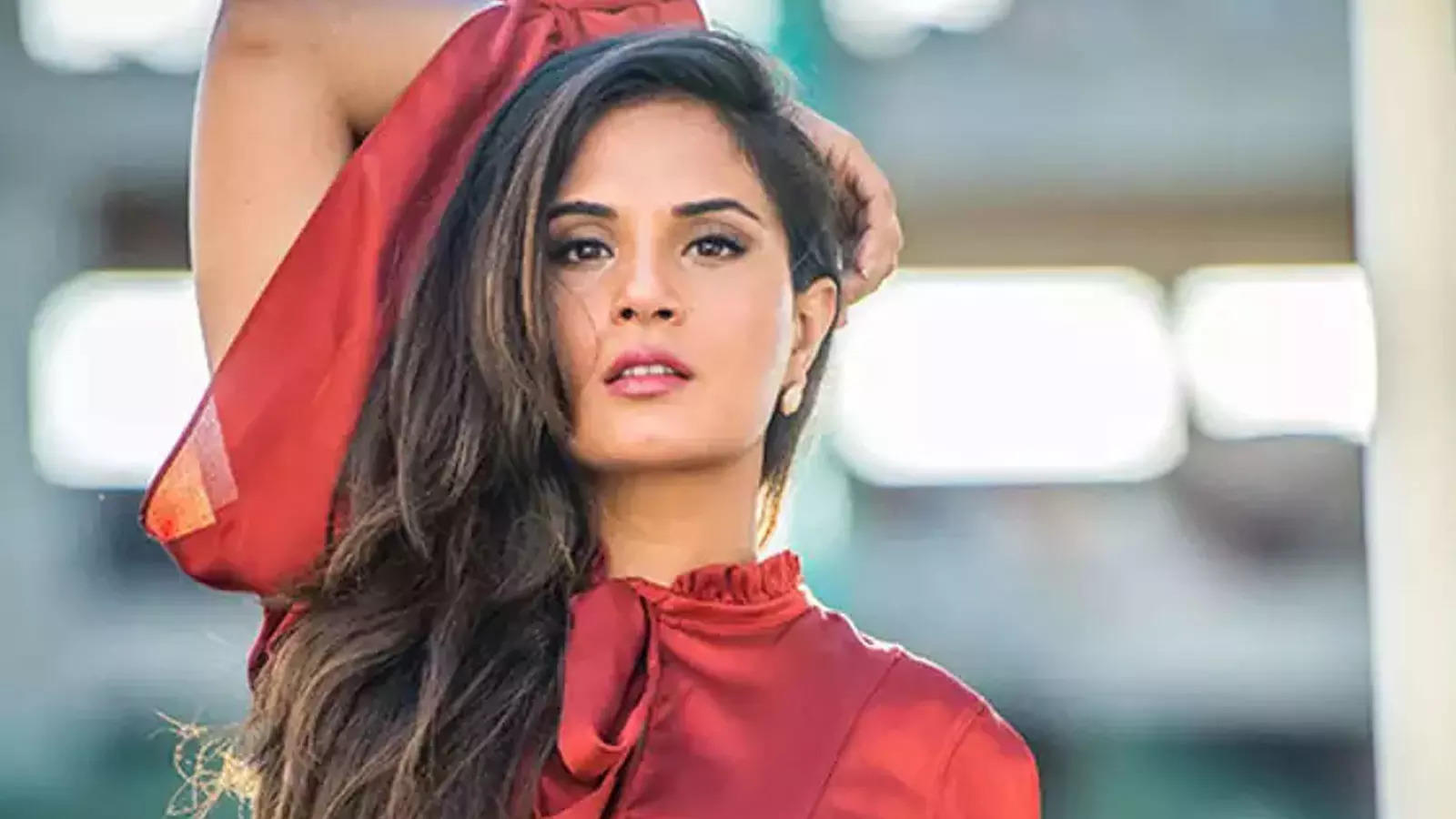 Richa Chadha Slams Troll Abusing Cricketer Arshdeep Singh; Actress ...