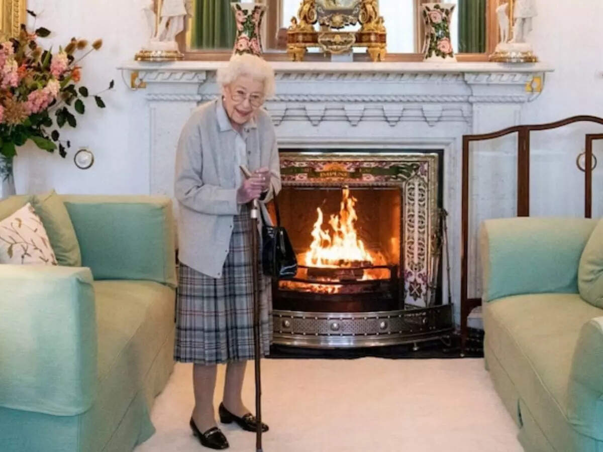 Queen Elizabeth II Health problems Her Majesty endured through the years