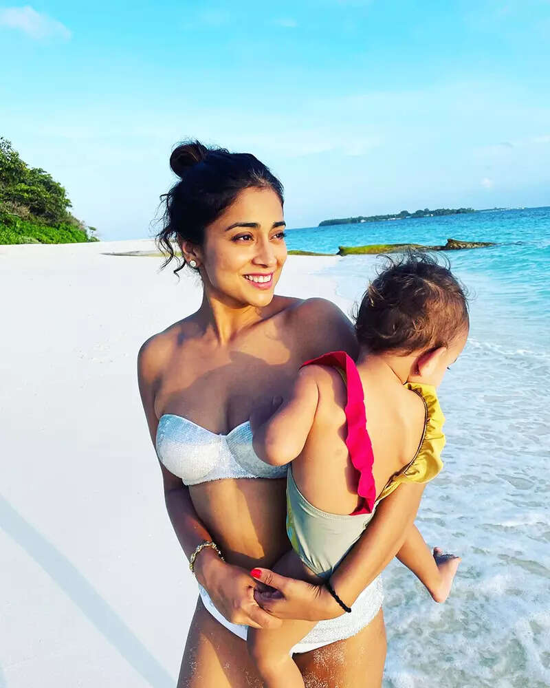 Mesmerising pictures from Shriya Saran's beach birthday you just can't give a miss