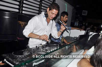 DJ Aqeel's Bollywood night