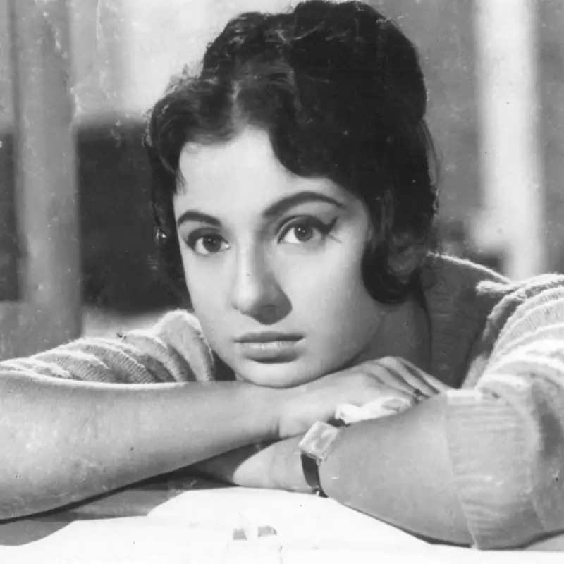 #ETimesTrendsetters: Vintage style file of Tanuja, the sensational star of cinema