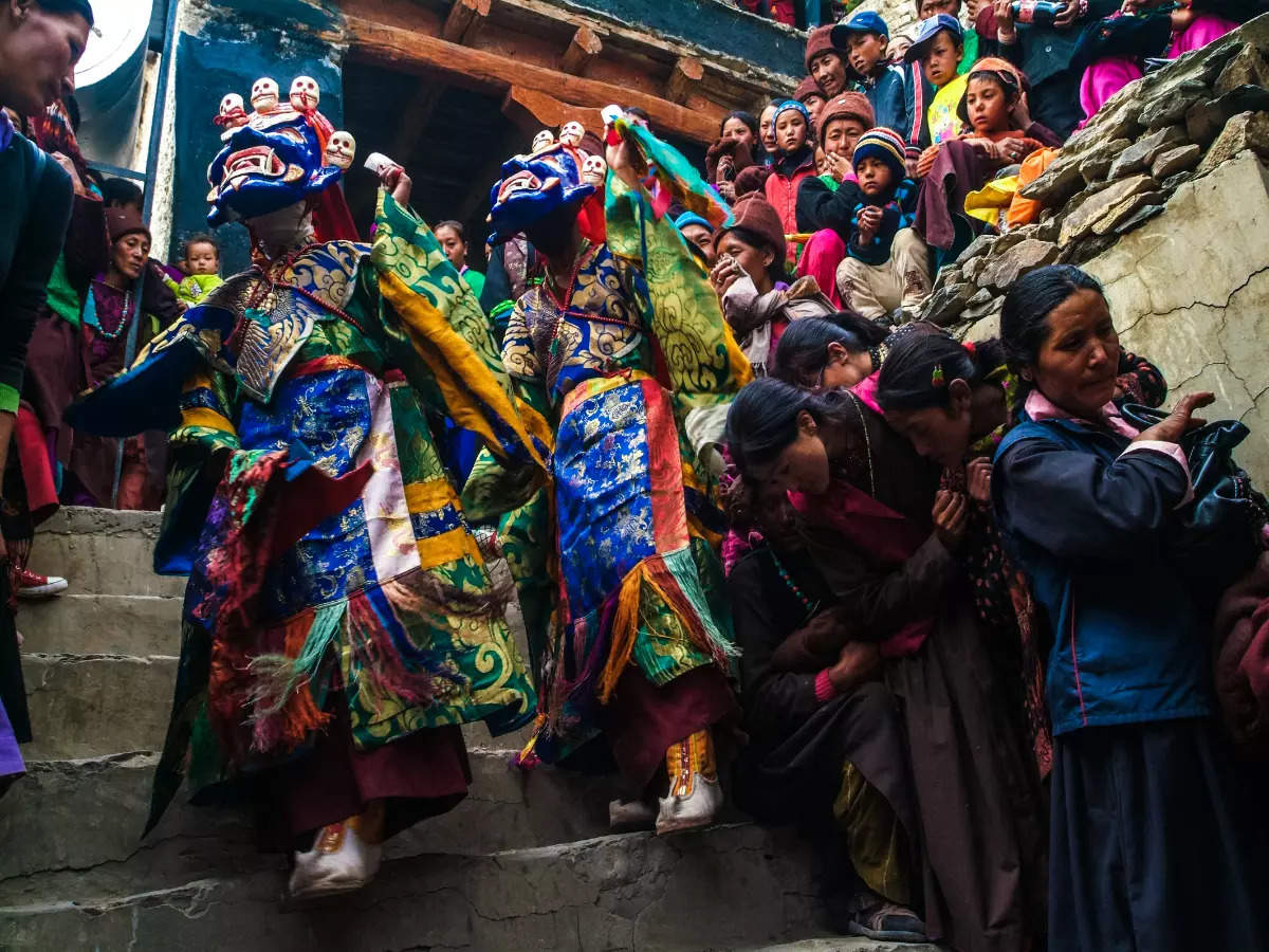 Бутан индия. Фестивали в Индии. Таджитский фестиваль. Фестиваль гакку. Намкила Zanskar.