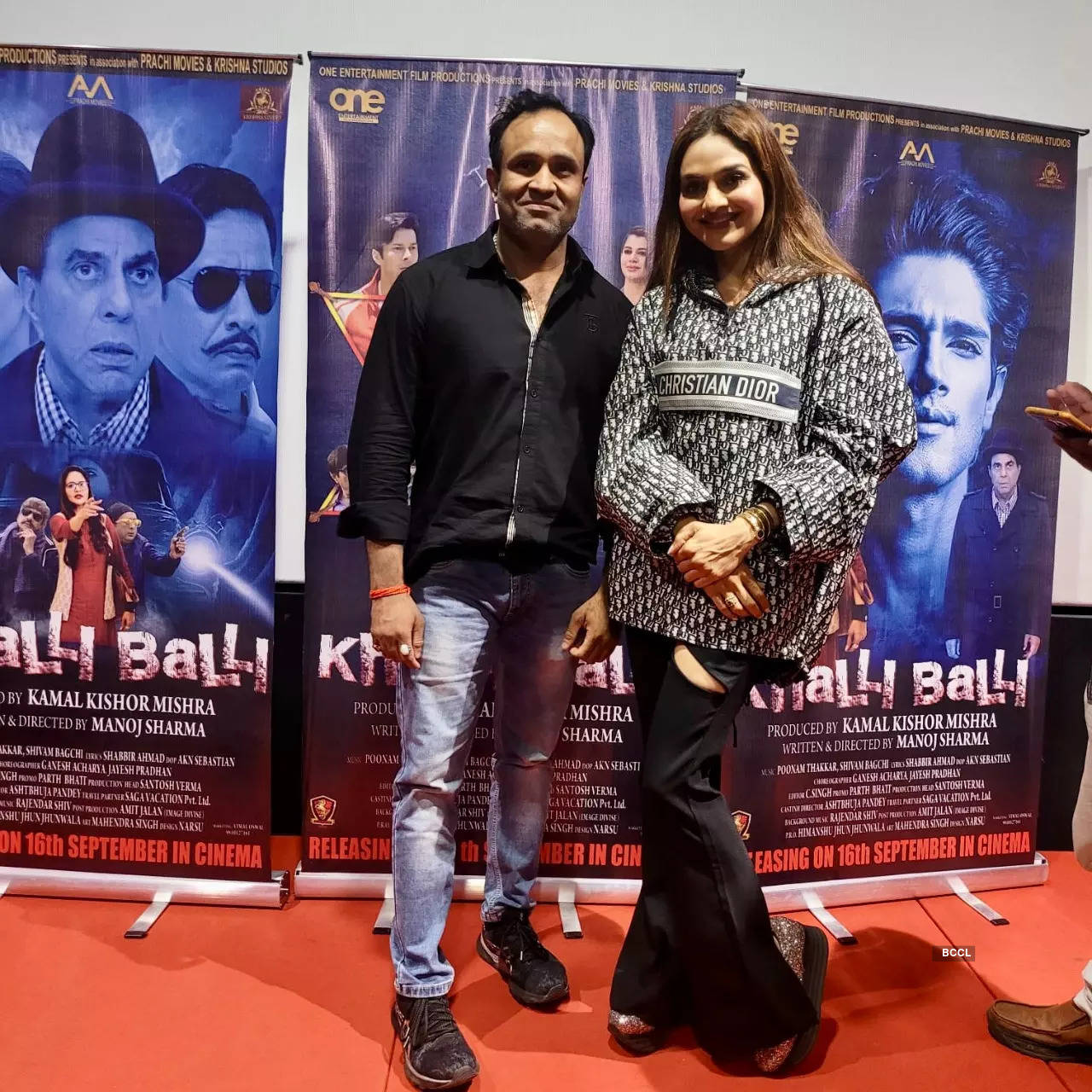 Pictures from Bollywood movie Khalli Balli’s star-studded premiere