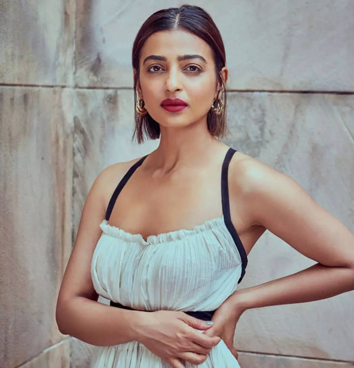 Radhika Apte beats the heat in style, checkout her stunning photos!