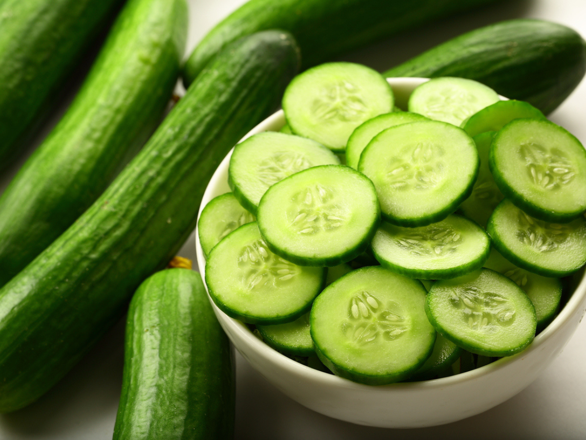 3 low-cal cucumber snacks for cravings