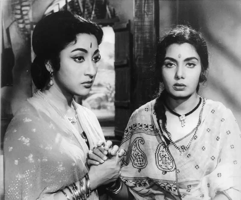 #ETimeTrendsetters: Mala Sinha, the eternal glory of Indian cinema whose signature style made hearts skip a beat