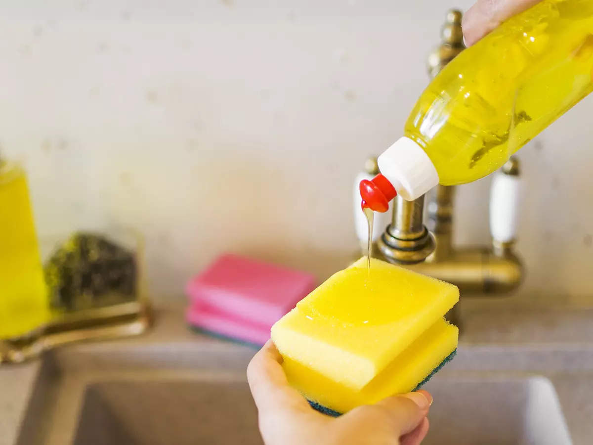 DIY  How to make a natural hand and dish soap - Lemon Grove Lane