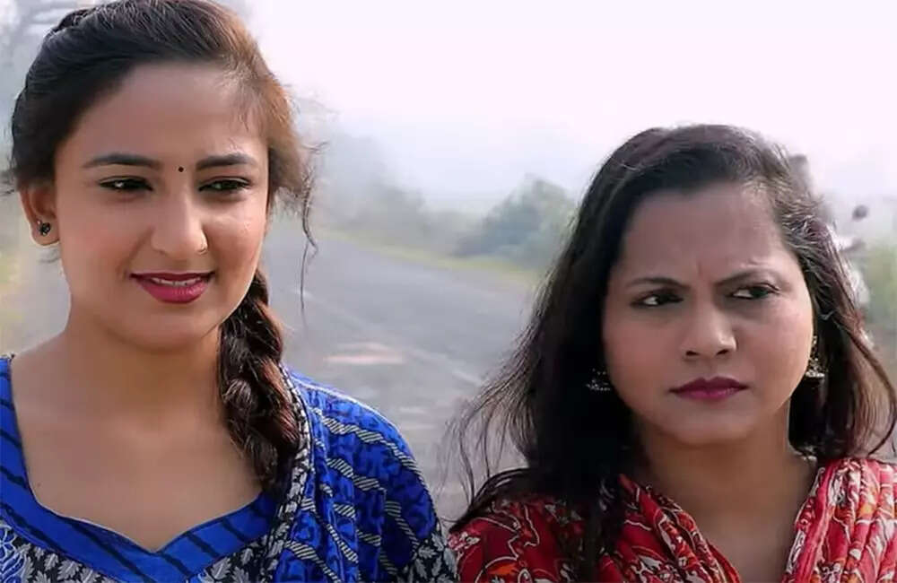 adhuri4