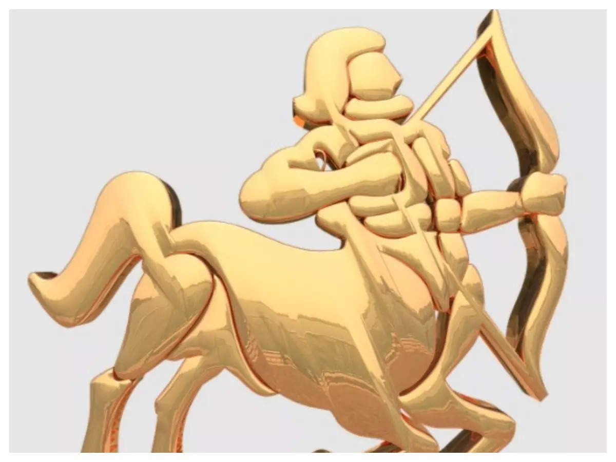 5 signs your Sagittarius man loves you | The Times of India