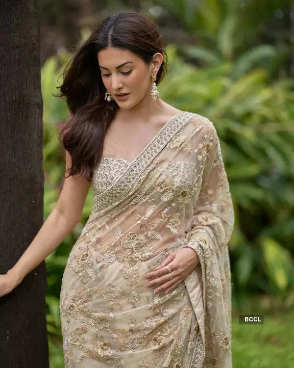 Amyra Dastur is raising temperatures with her glamorous photoshoots