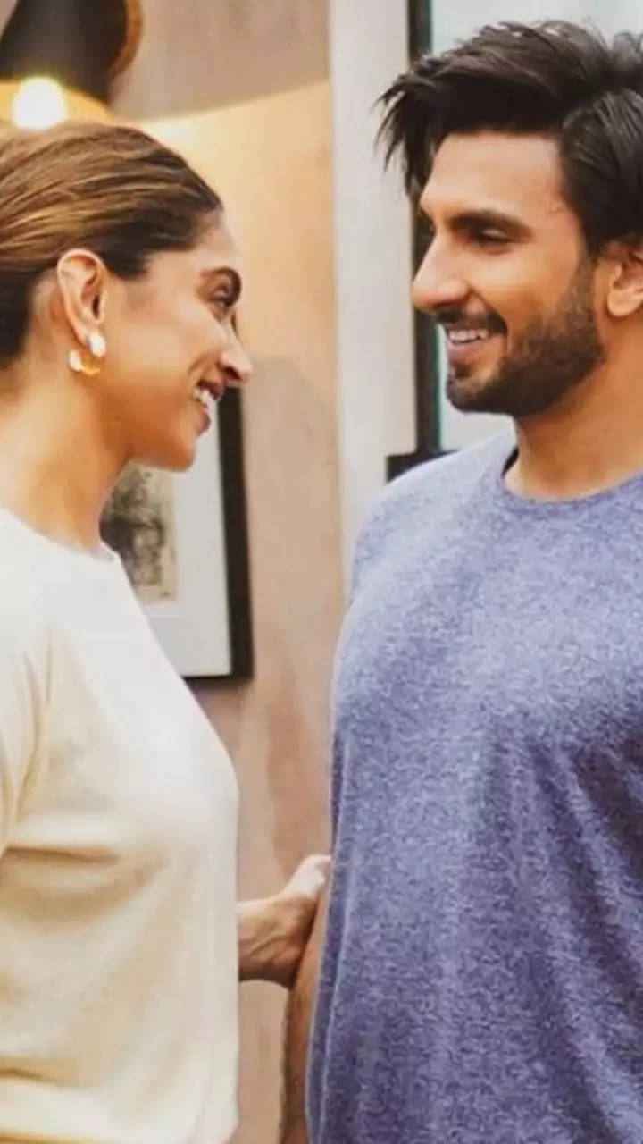 Deepika Padukone's candy comment on Ranveer Singh's latest Instagram  photo is too cute to miss