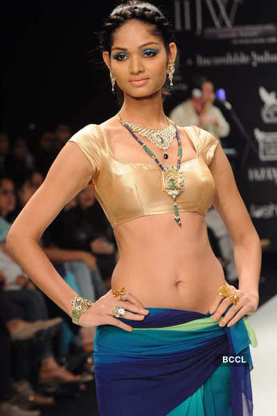  IIJW 2011: Jewels Emporium